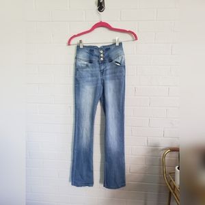 High Waisted Jeans